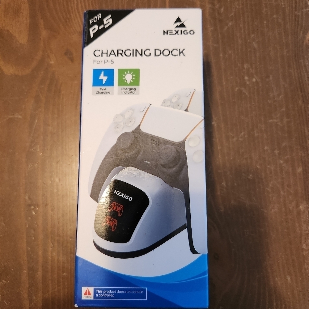 NIB Nexigo P-5 Charging Dock for PS-5 Game Controllers with 2 Slots Qty